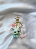 Lapin bleu et rose